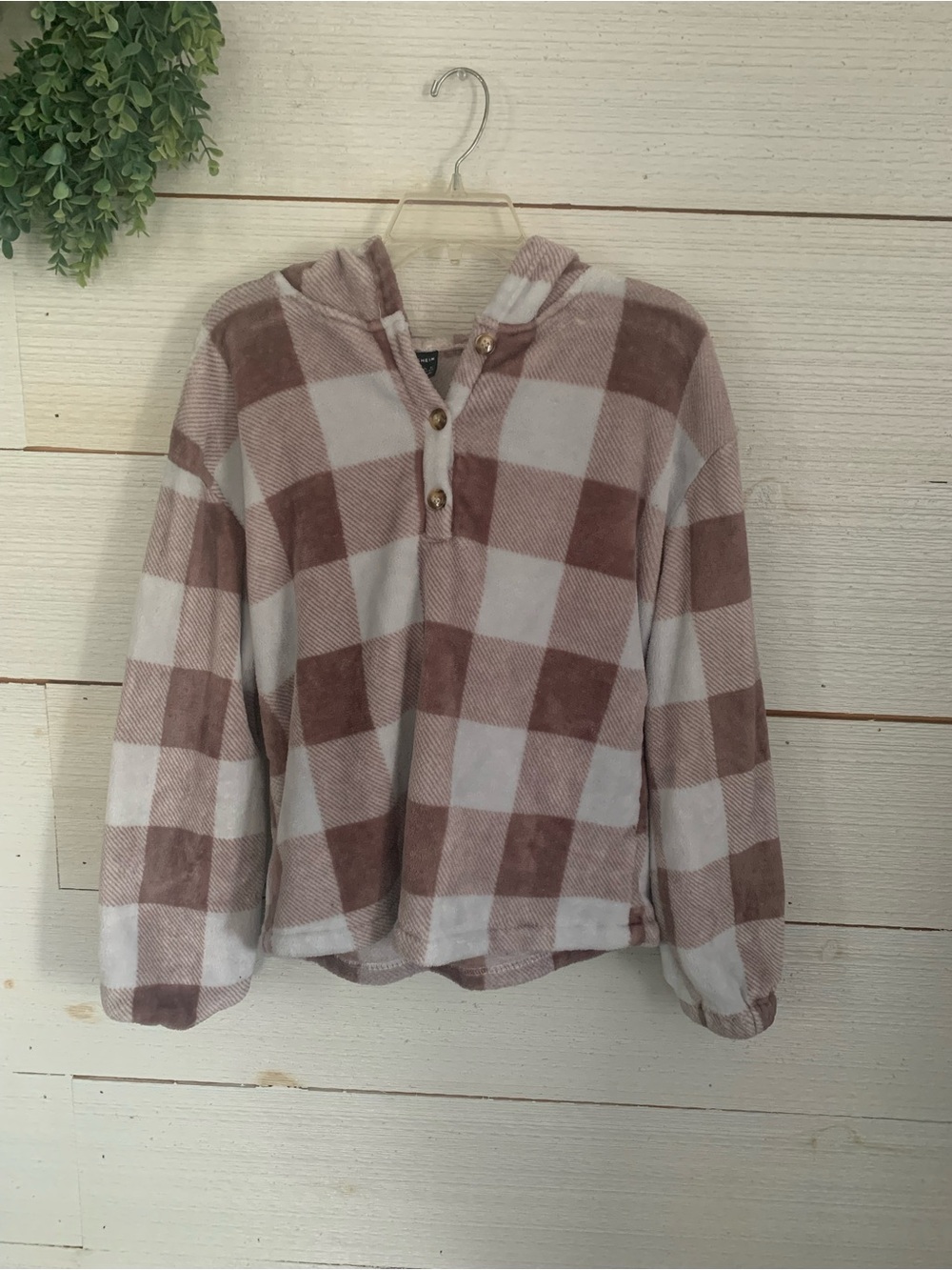 SHEIN Hooded Buffalo Check Pullover - Mauve & White,  Size L